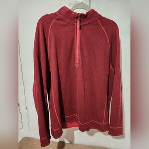 Tommy Bahama 3/4 zip. Burgundy / rust‎ color accent stitching. Mens Size M